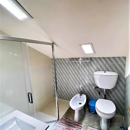 Casa Da Azenha Branca * קאסטלו דו נייבה