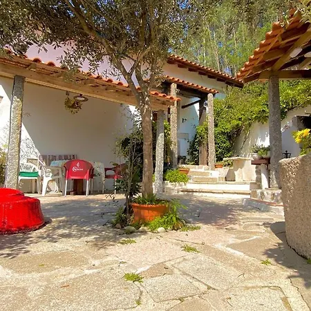 Casa Da Azenha Branca בית נופש קאסטלו דו נייבה