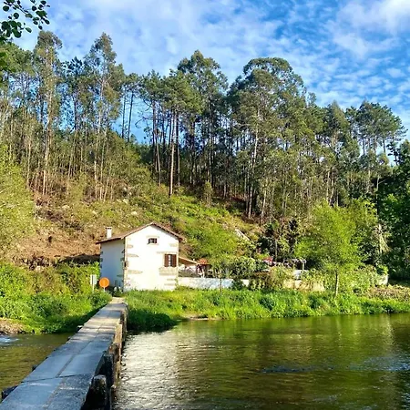 Casa Da Azenha Branca Hébergement de vacances Castelo Do Neiva