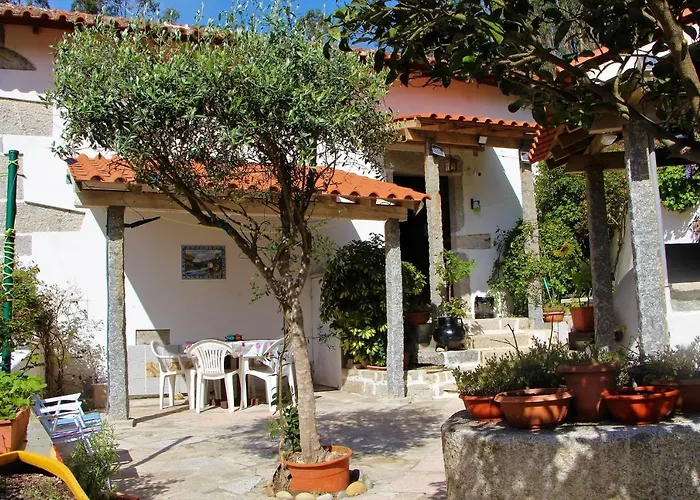 Casa Da Azenha Branca 度假居 Castelo Do Neiva