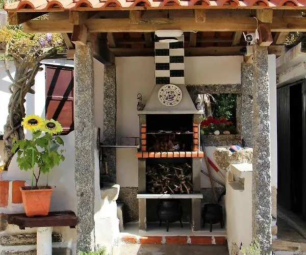 Casa Da Azenha Branca 度假居